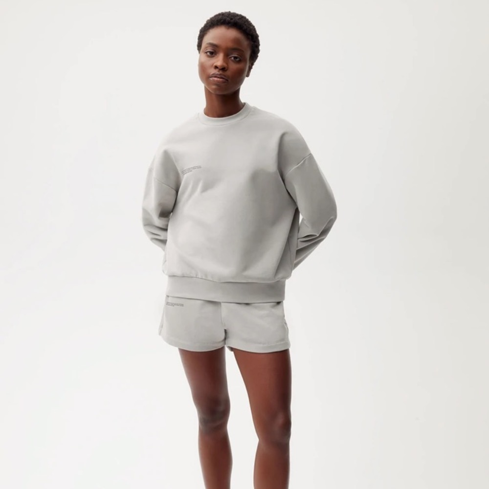[Pangaia] Heavyweight Shorts Stone XS
